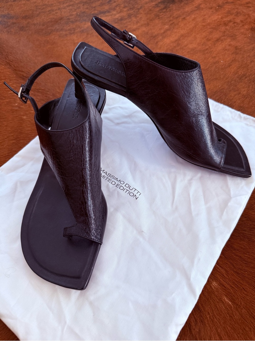 Massimo Dutti limited Black Leather Open-Toe Slingback Heels